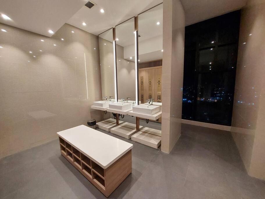 D1Mension 3Br Luxury Condo City Center In Dist 1 Cidade de Ho Chi Minh Exterior foto